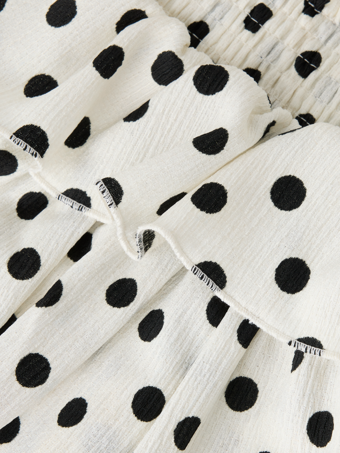 model_shot-front_full